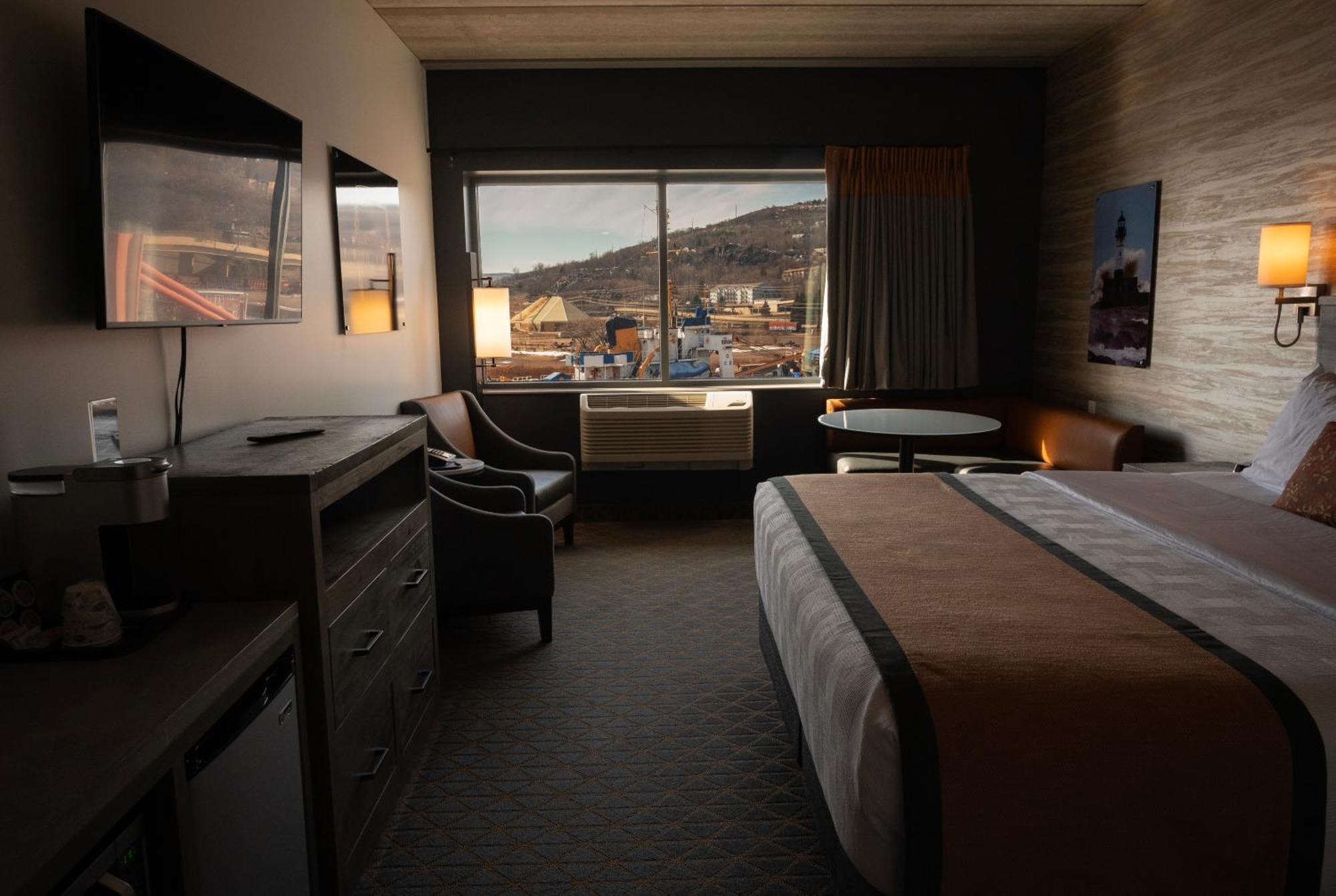 King Classic Room,1068975328:JPEG